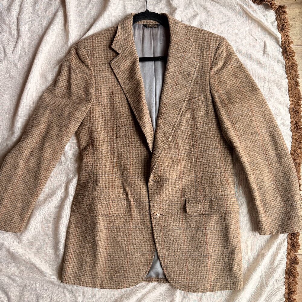 Vintage Camel Wool Houndstooth Blazer – Tailored Academia / Quiet Luxury
